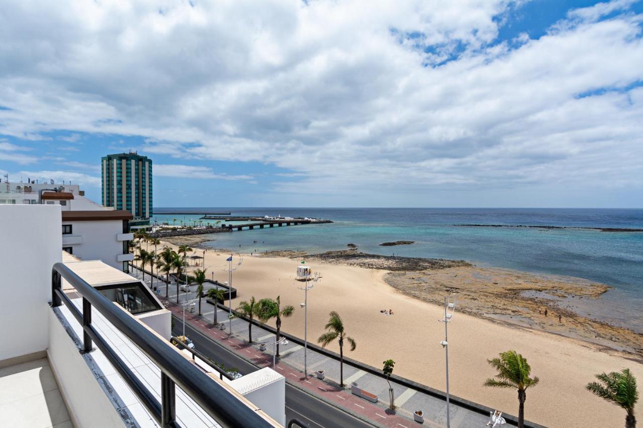 Luxury Beach Views 2Br House - Private Parking Арресифе Экстерьер фото